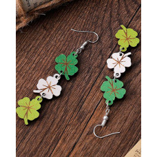 1Pair St. Patrick's Day Four Leaf Clover Pattern Drop Earrings - green