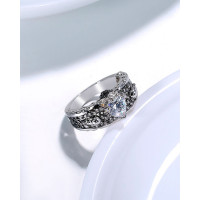 1pc Halloween Zircon Skull Shaped Ring - black