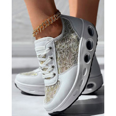 Breathable Lace Patch Muffin Sneakers - white