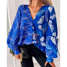 Butterfly Print Colorblock Batwing Sleeve Top - blue