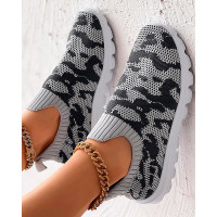 Colorblock Slip On Casual Knit Sneakers - gray