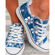 Daisy Print Lace-up Fringe Hem Canvas Shoes - sky blue