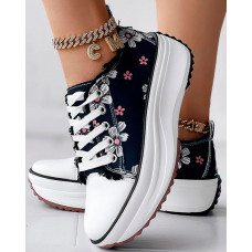 Daisy Print Raw Hem Muffin Sneakers - black