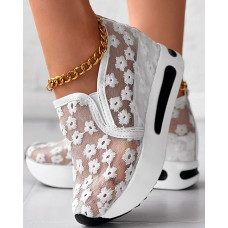 Floral Embroidery Slip-on Muffin Sneakers - white