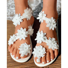 Floral Pattern Toe Ring Beach Sandals - white