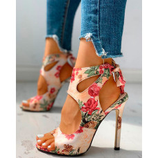 Floral Print Peep Toe Cut Out Thin Heeled Sandals - Apricot