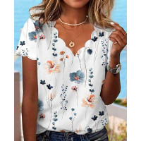 Floral Print Scallop Trim T-shirt - white