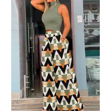 High Neck Sleeveless Top & Geometric Print Wide Leg Pants Set - green