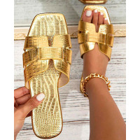 Hollow Out Crocodile Summer Beach Slippers - gold