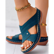 Hollow Out Peep Toe Wedge Sandals - purplish blue