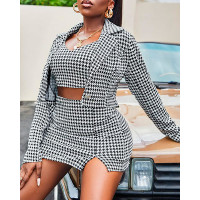 Houndstooth Print Buttoned Crop Blazer Coat - black