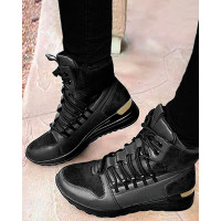 Lace-up Contrast Paneled Muffin Boots - black