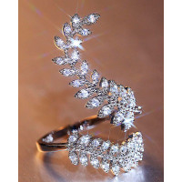 Leaf Shaped Rhinestone Ring - silver