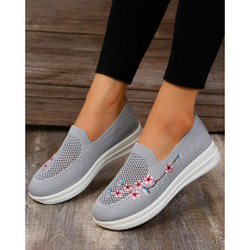 National Style Floral Embroidery Hollow Out Slip-on - gray