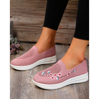 National Style Floral Embroidery Hollow Out Slip-on - pink