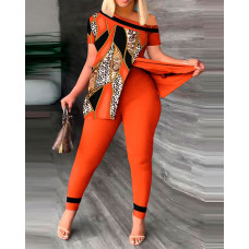 Plus Size Baroque Leopard Print Split Hem Top & Pants Set - orange