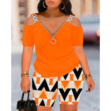 Plus Size Cold Shoulder Chain Decor Top & Geo Print Shorts Set - orange