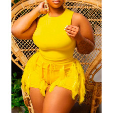 Plus Size Crew Neck Tank Top & Tassel Design Shorts Set - yellow