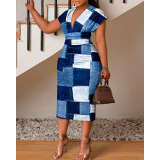 Plus Size Denim Look Print Plunge Dress - blue