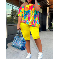 Plus Size Melting Colors All Over Print Skew Neck Top & Shorts Set - yellow