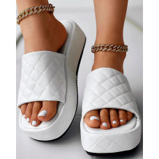 Quilted Square Toe Platform Slippers - white