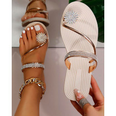 Rhinestone Floral Pattern Toe Ring Beach Flip Flops - gold