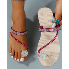 Rhinestone Floral Pattern Toe Ring Beach Flip Flops - hot pink