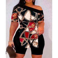 Scarf Chain Print Split Hem Top & Shorts Set - black