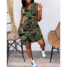 Sleeveless Camouflage Print Pocket Design Dress - green