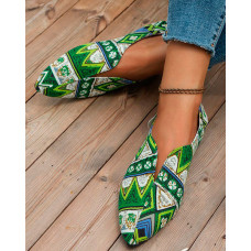 Tribal Geometric Print Point Toe Casual Loafers - green