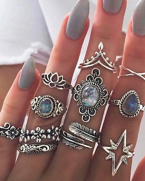 11pcs Vintage Hollow Crown Floral Crystal Stone Geometric Rings Set - silver 11pcs Vintage Hollow Crown Floral Crystal Stone Geometric Rings Set - silver